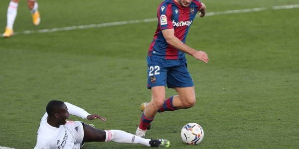 西甲豪门碾压局！皇马凭统治级战绩冲卫冕，莱万特保级生死战寻生机？